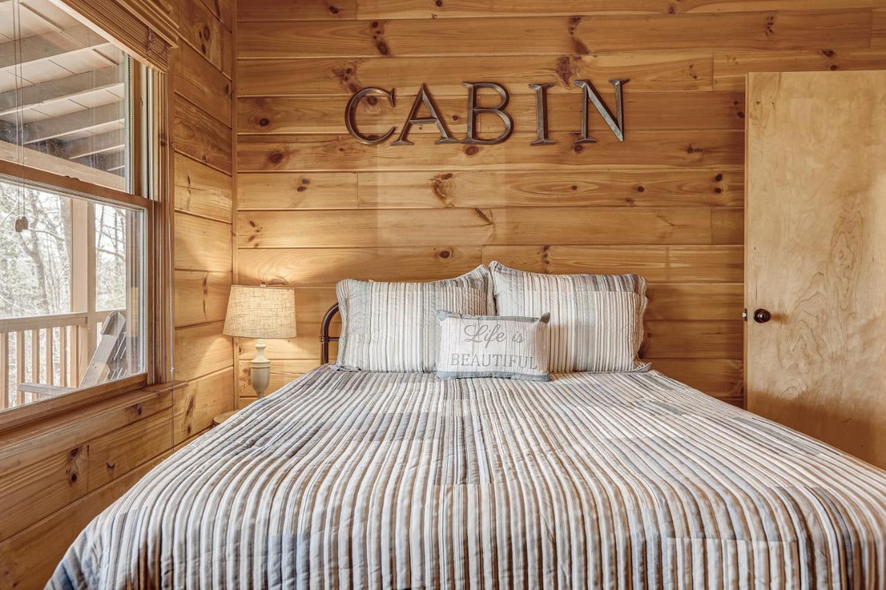 Holiday home Antler Ridge Hideaway