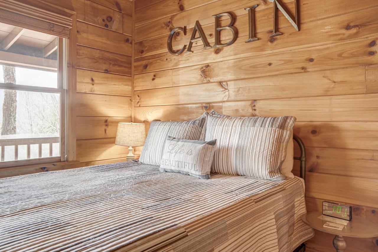 Antler Ridge Hideaway Holiday home *