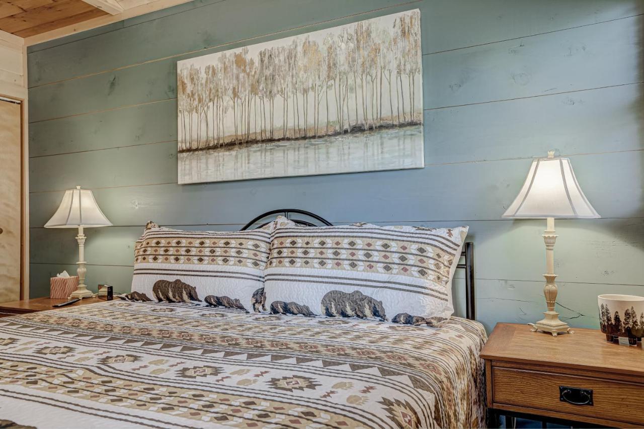 Antler Ridge Hideaway *